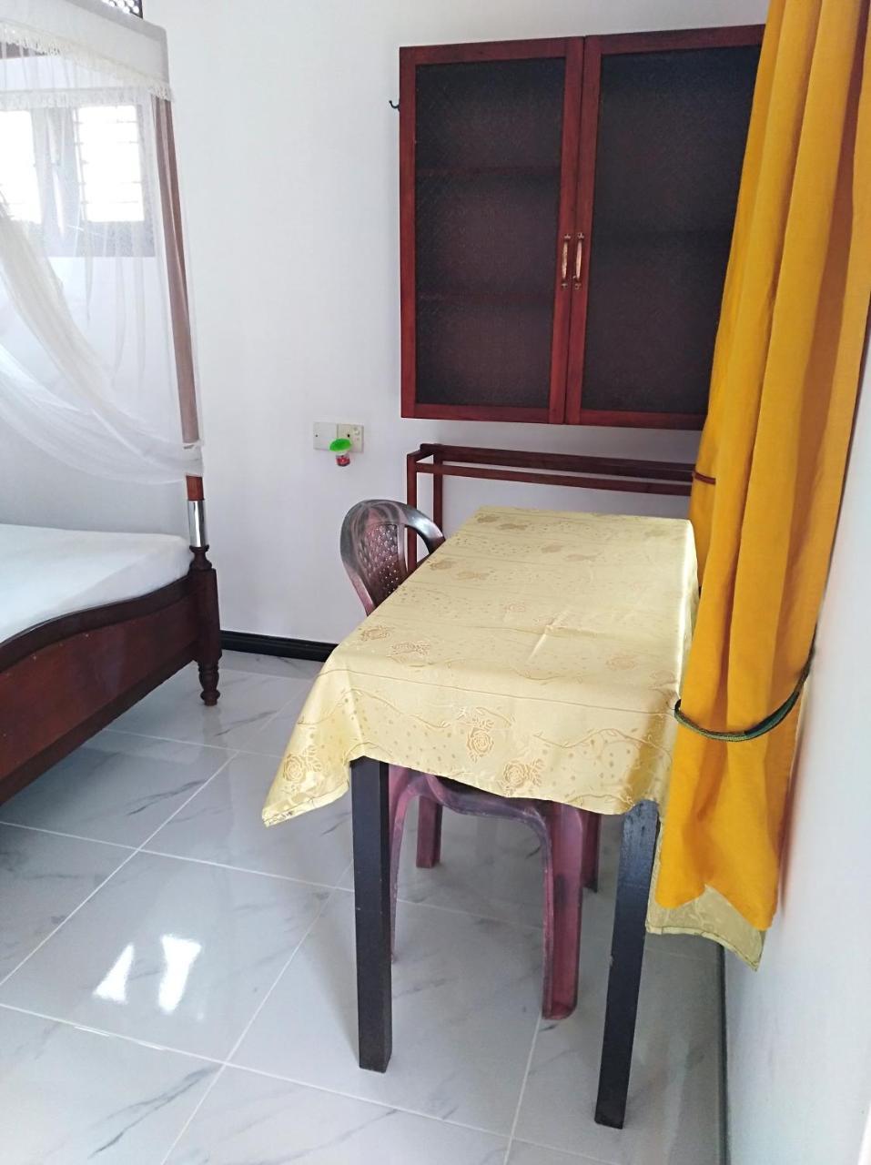 Holiday Home Bentota Luaran gambar